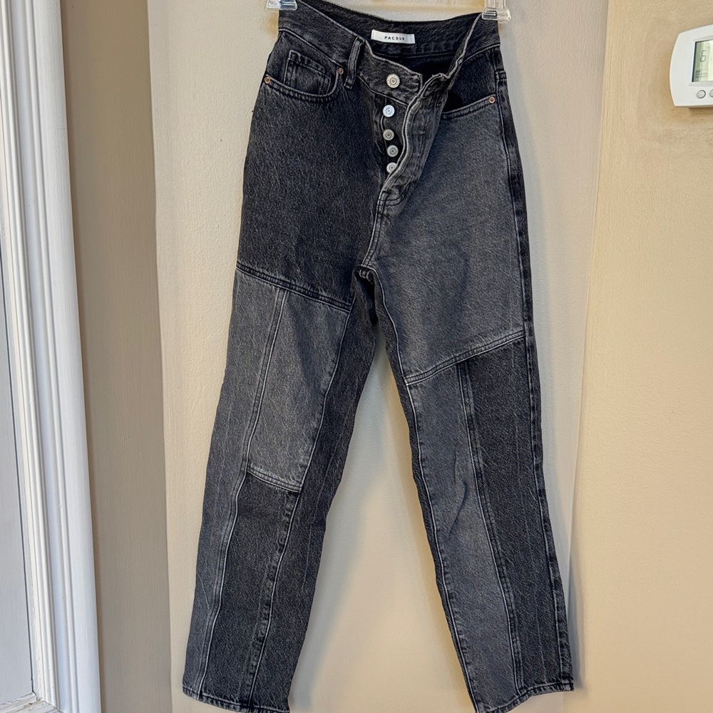 PacSun  Black and Gray high rise straight leg Jeans size 22 like new
